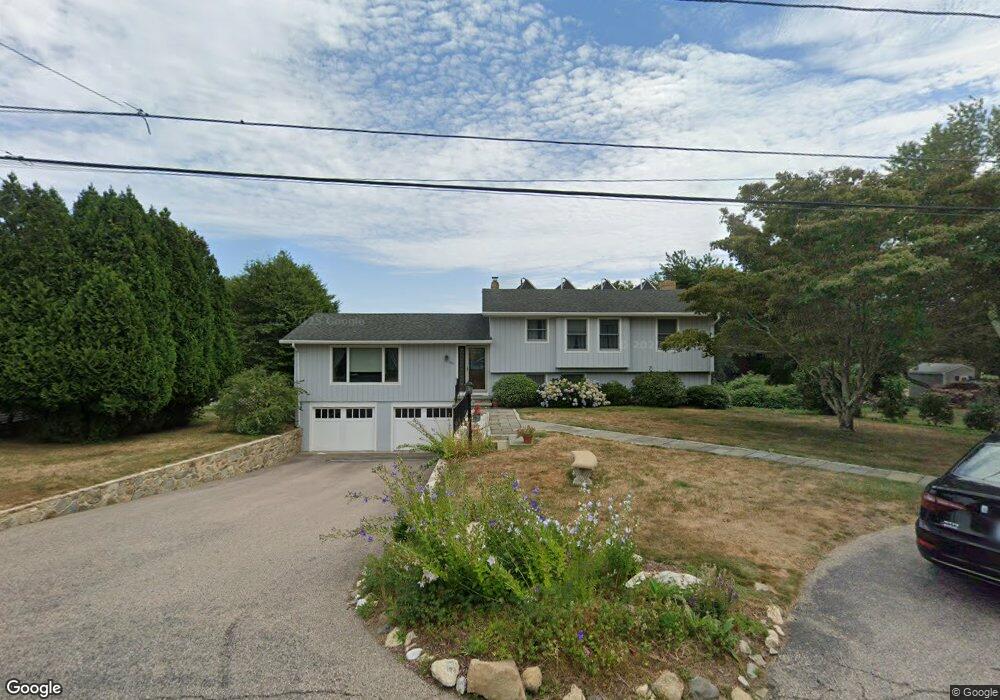 60 Sea View Ave, Wakefield, RI 02879 - photo 1