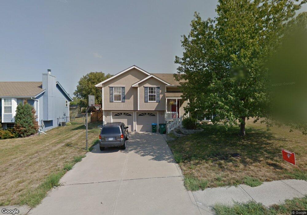 1700 W Christi Ln, Raymore, MO 64083 - photo 1