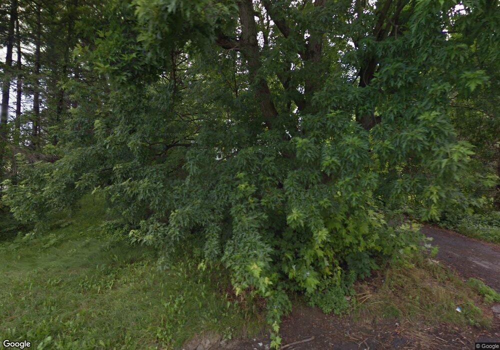 9 Forrest Dr, Rensselaer, NY 12144 - photo 1