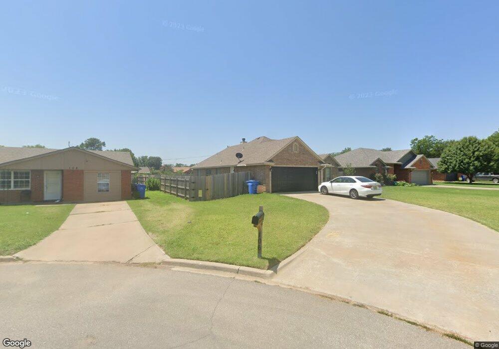 106 E C Ave, Cache, OK 73527 - photo 1