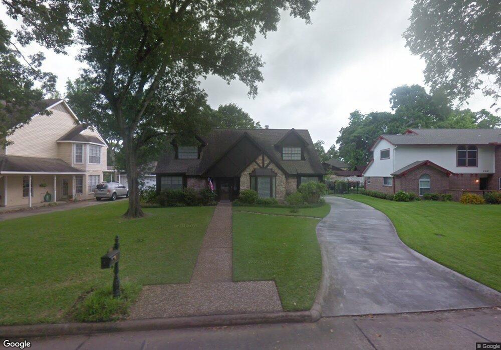 222 Saint Cloud Dr, Friendswood, TX 77546 - photo 1