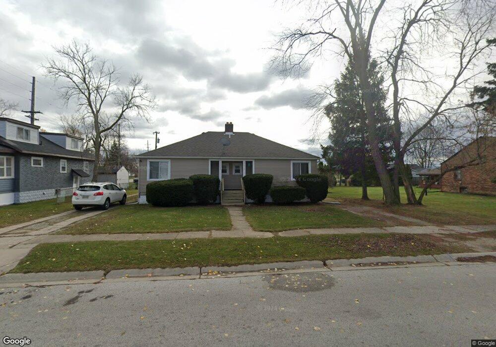 2008 Katherine St unit 2010, Port Huron, MI 48060 - photo 1