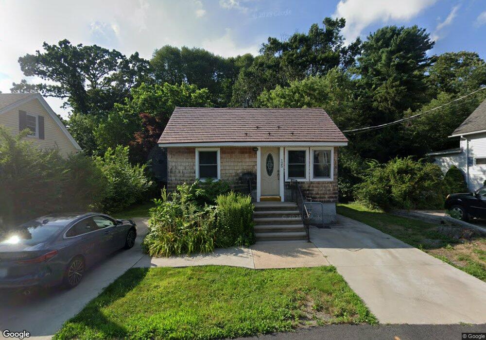 125 Oakside St, Warwick, RI 02889 - photo 1