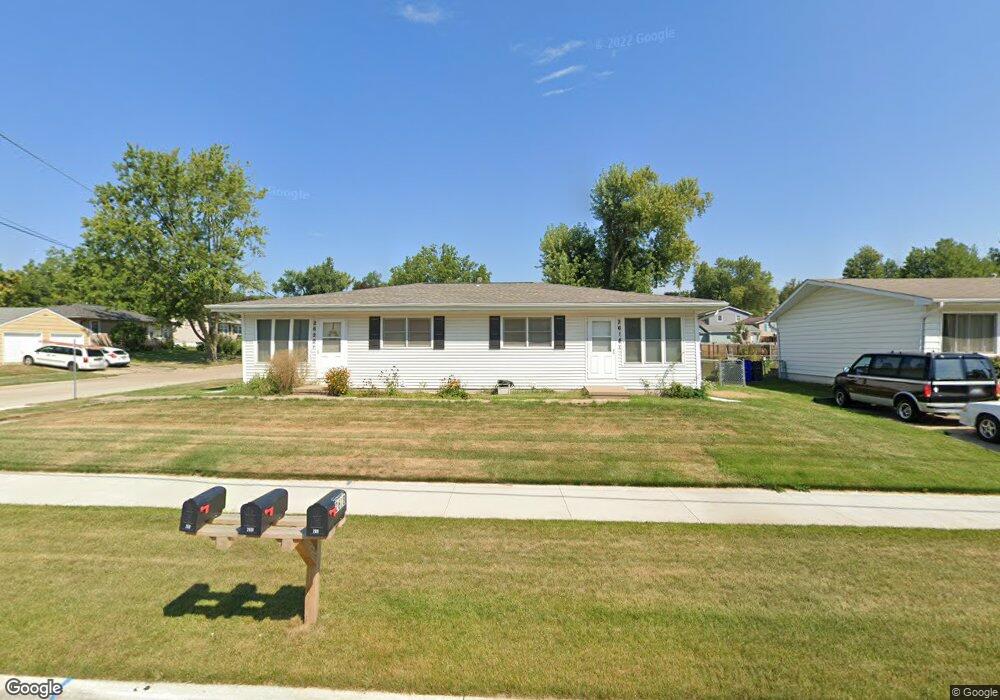 2620 O Ave NW, Cedar Rapids, IA 52405 - photo 1