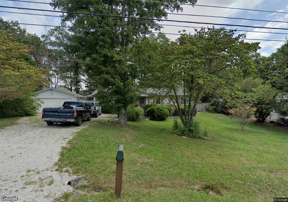 346 Dillon St, Crossville, TN 38555 - photo 1
