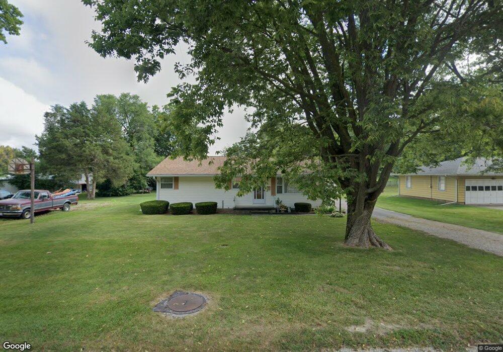 221 E Union St, Virginia, IL 62691 - photo 1
