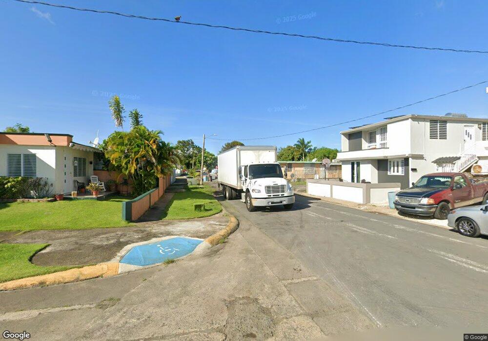 NR10 Via 18 unit 4, Carolina, PR 00983 - photo 1