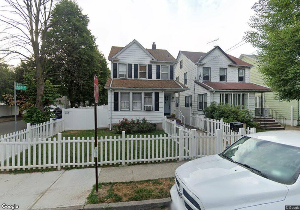 89-01 239th St, Jamaica, NY 11426 - photo 1