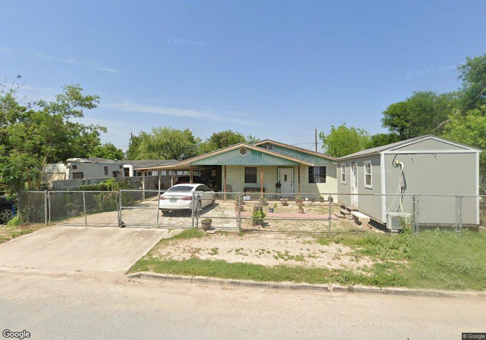 320 San Vicente Dr, Alamo, TX 78516 - photo 1