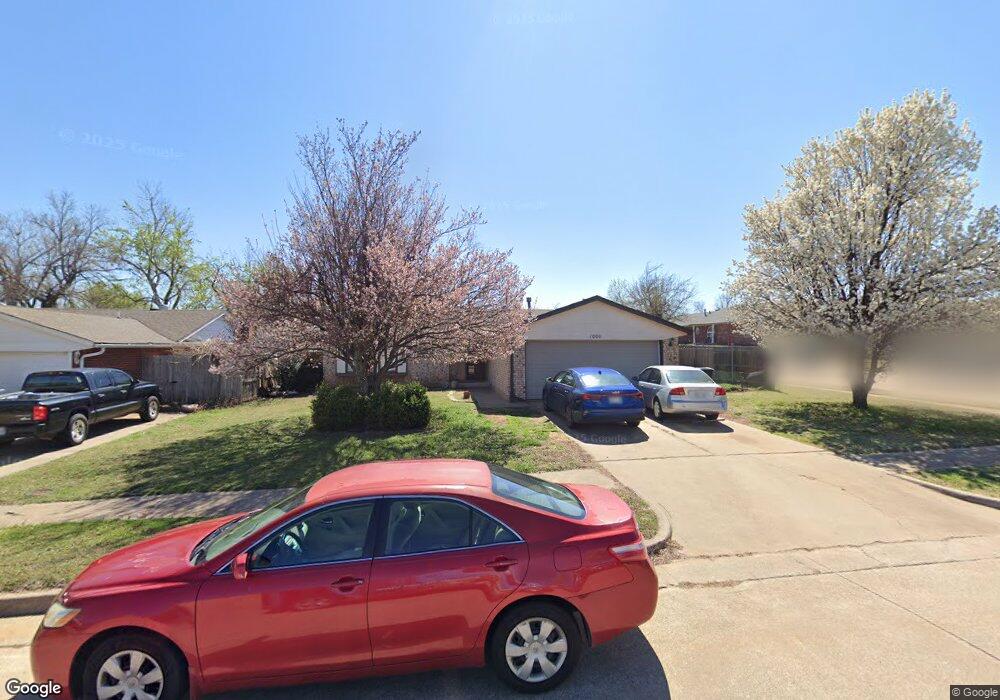 1000 NE 9th St, Moore, OK 73160 - photo 1