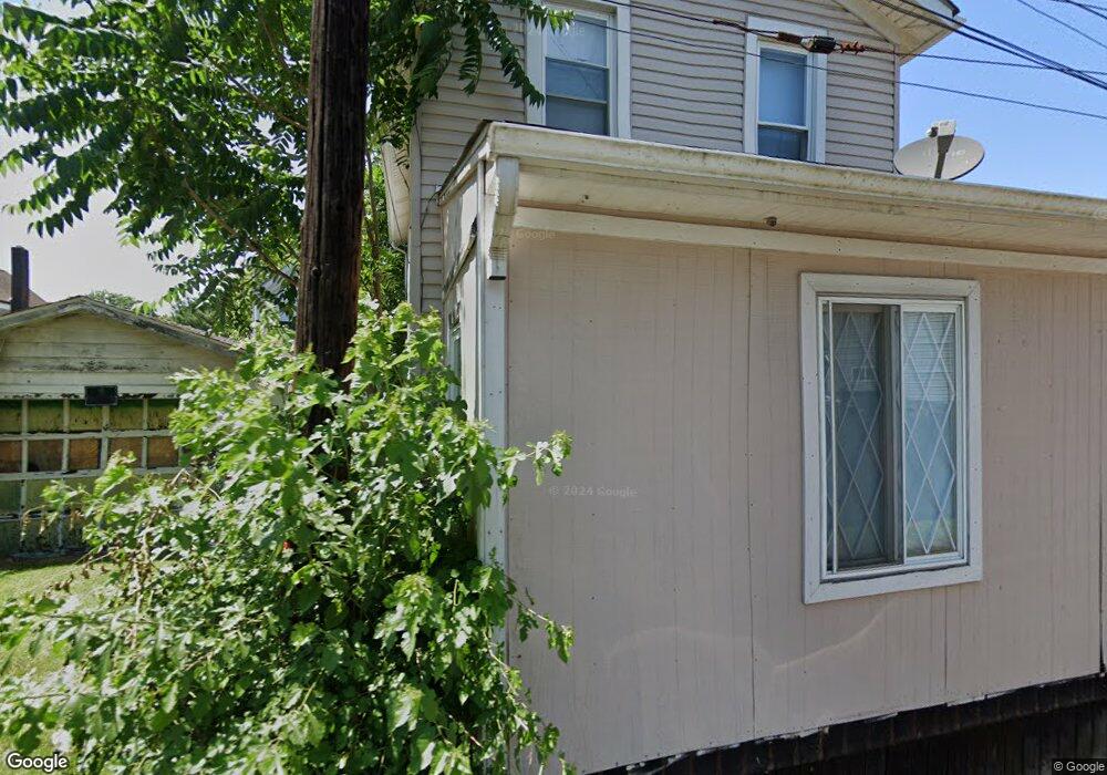 1022 3rd Ave, Beaver Falls, PA 15010 - photo 1