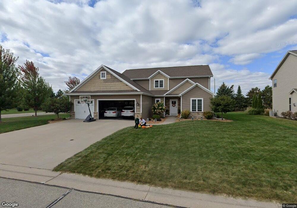N9177 Jonsch Dr, Appleton, WI 54915 - photo 1
