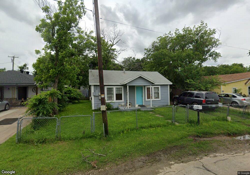 803 N Wilhite St, Cleburne, TX 76031 - photo 1