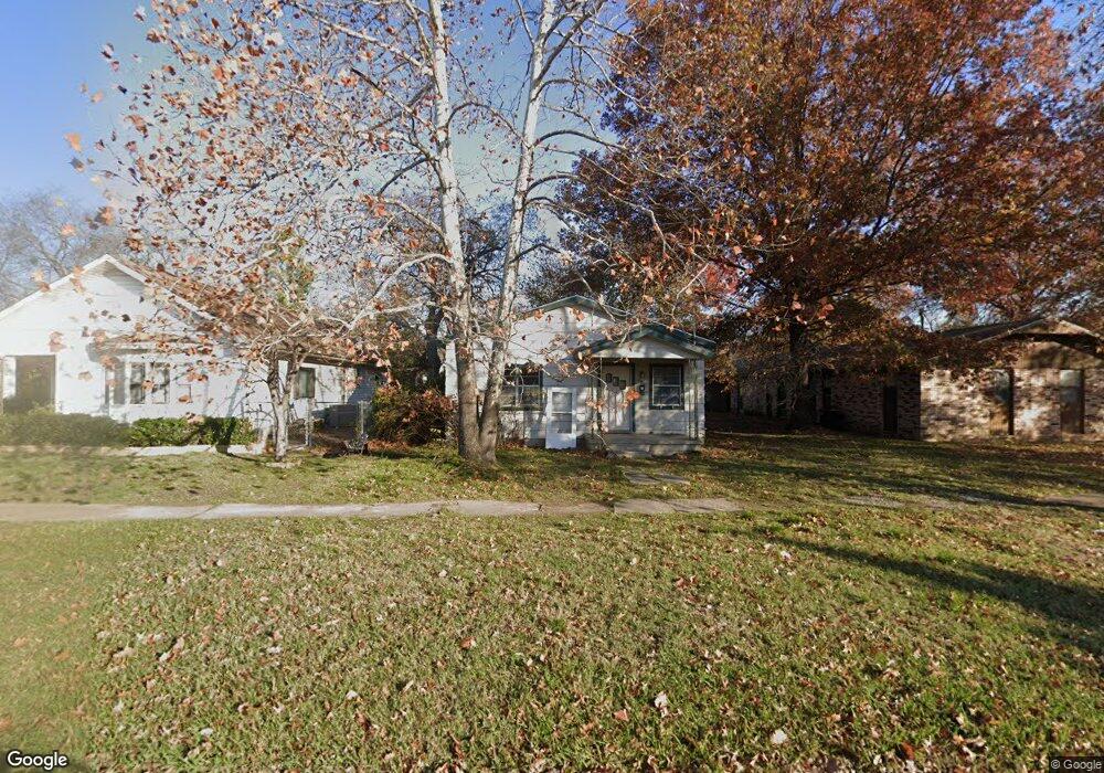 904 W Trudgeon St, Henryetta, OK 74437 - photo 1
