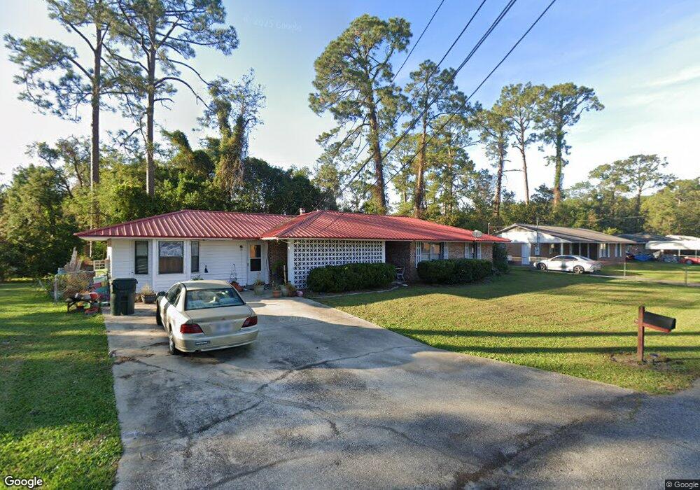 647 Mitscher Dr, Brunswick, GA 31525 - photo 1