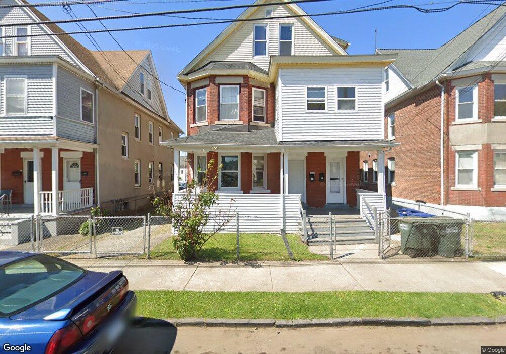 177 Read St unit 2ND, Bridgeport, CT 06607 - photo 1