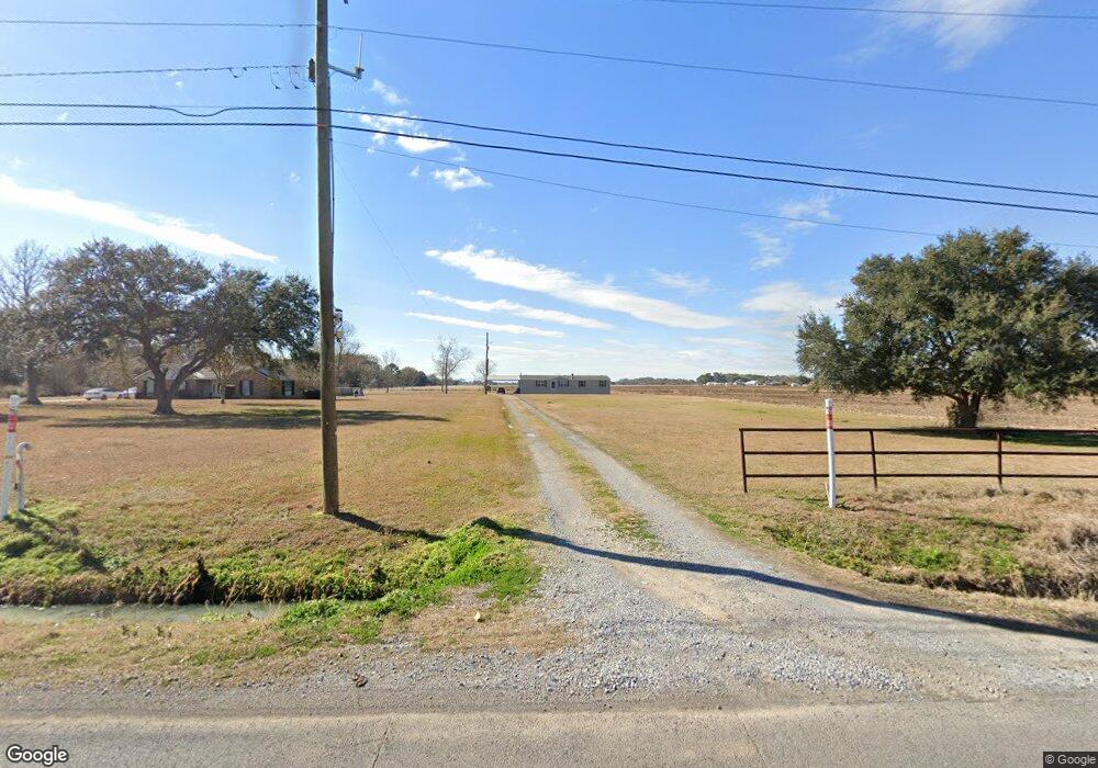 6214 Lee Station Rd, New Iberia, LA 70560 - photo 1