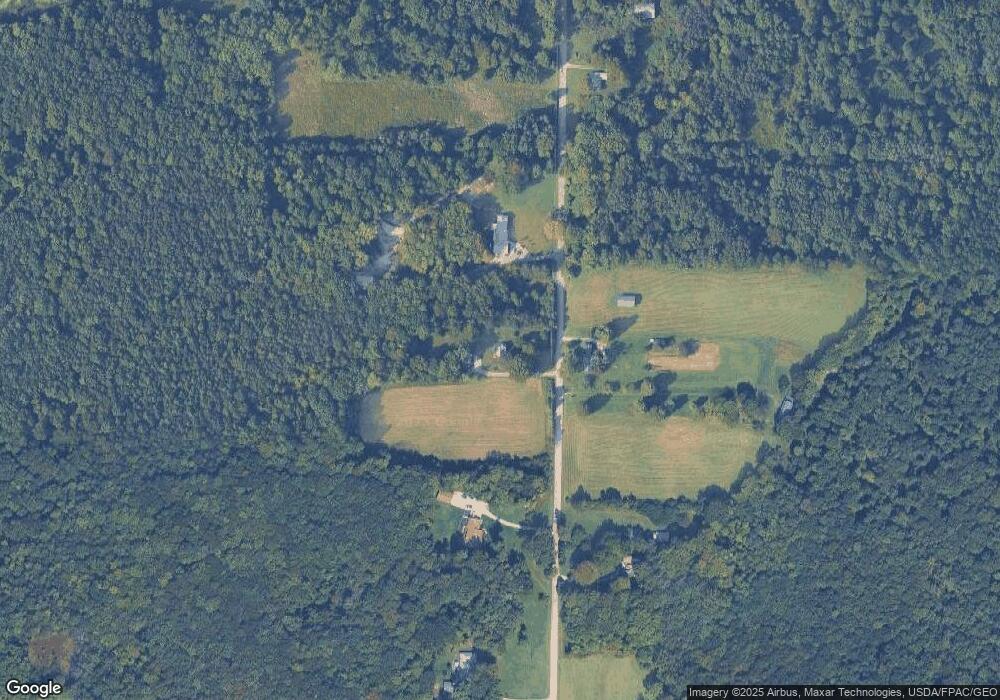 525 S Parrish Rd, Conneaut, OH 44030 - photo 1