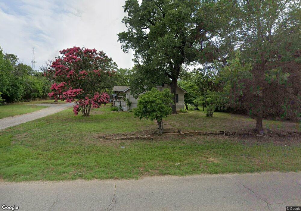 1527 E Texas St, Denison, TX 75021 - photo 1