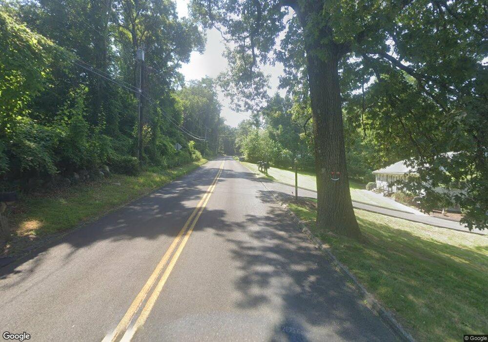 102 Pumpkin Hill Rd unit RD, New Milford, CT 06776 - photo 1