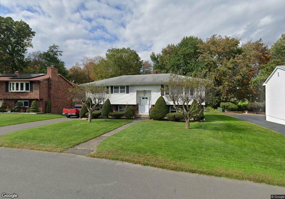 86 Carriage Dr, Waterbury, CT 06708 - photo 1