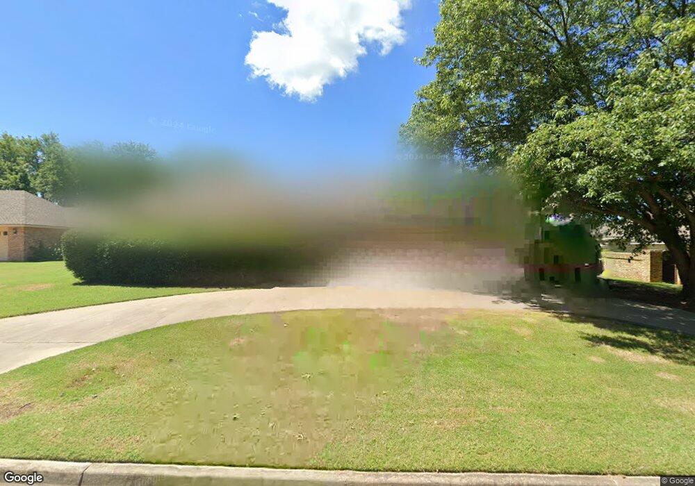 2307 Robinwood Cir, Shawnee, OK 74801 - photo 1