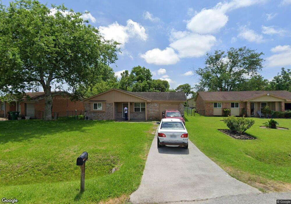 7522 Howton St, Houston, TX 77028 - photo 1