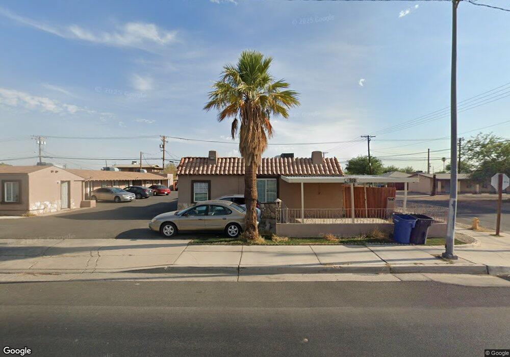 702 Adams Ave, El Centro, CA 92243 - photo 1