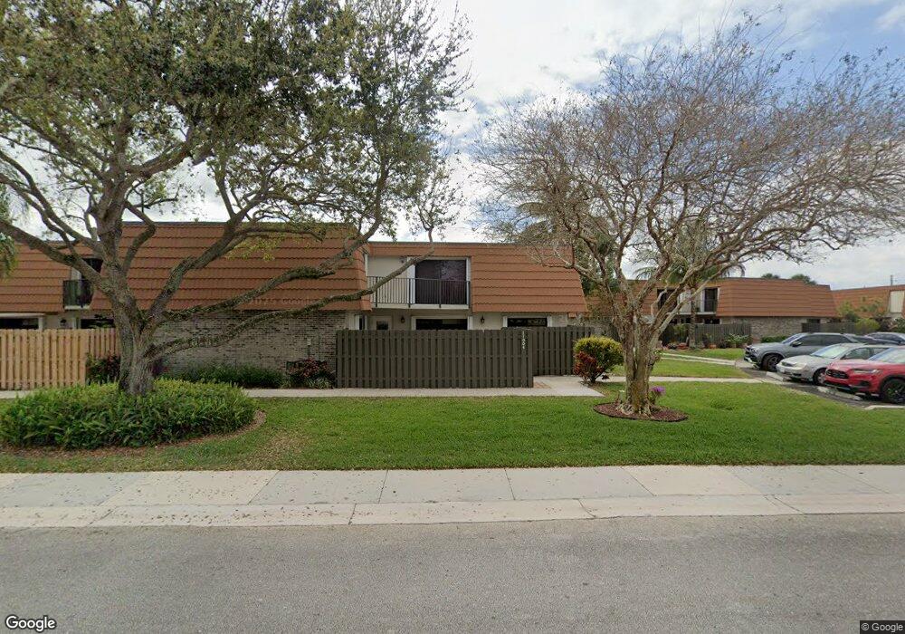 11004 N Harmony Lake Cir, Davie, FL 33324 - photo 1