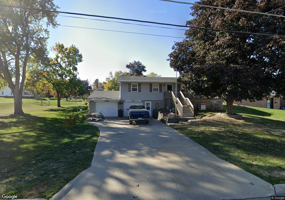 903 E 12th St N, Newton, IA 50208 - photo 1