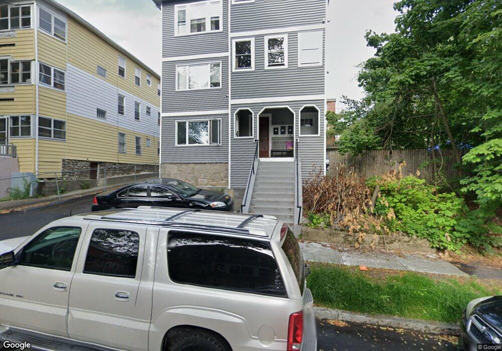 31 Bridgeport St unit 1, Worcester, MA 01604 - photo 1