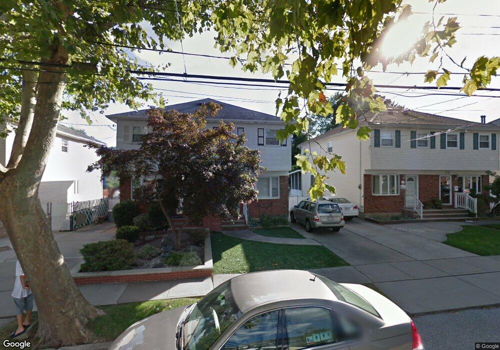 344 Chesterton Ave, Staten Island, NY 10306 - photo 1