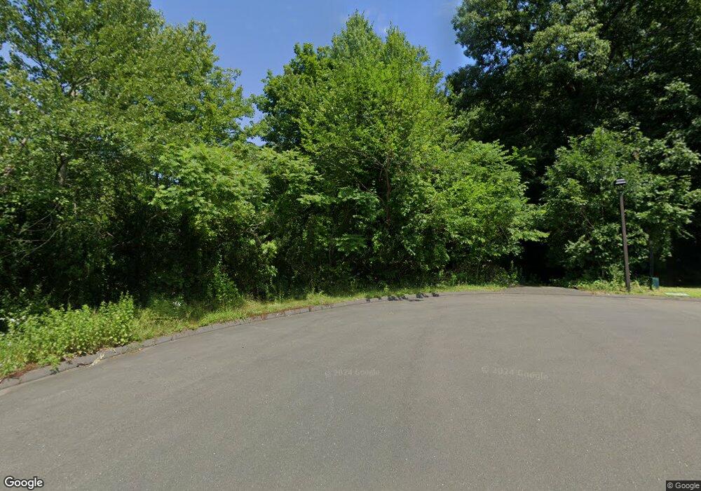 9 Northcliff Dr, Bloomfield, CT 06002 - photo 1