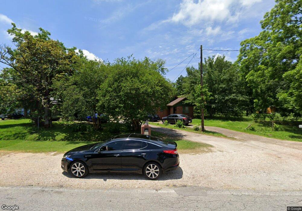 5230 Bennington St, Houston, TX 77028 - photo 1