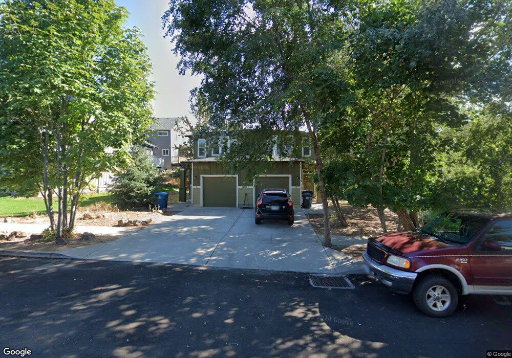 1102 NE Kayak Loop unit A & B, Bend, OR 97701 - photo 1