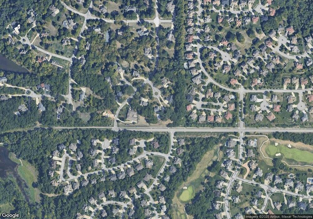 9017 Redbud Ln, Lenexa, KS 66220 - photo 1