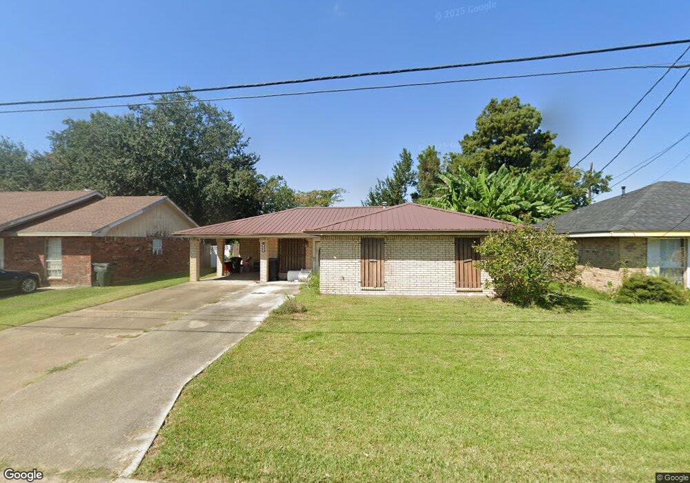 411 Cascade Dr, Houma, LA 70364 - photo 1