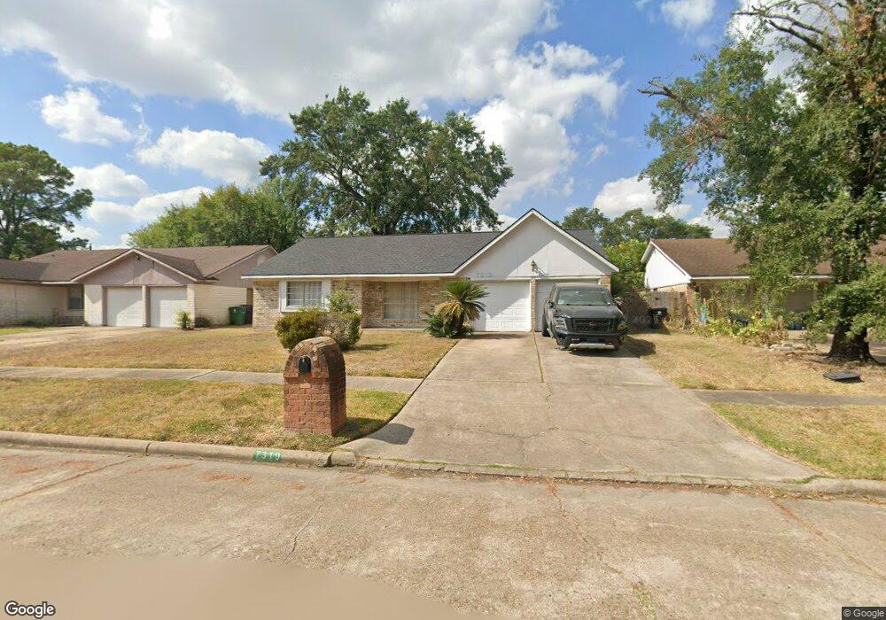 7319 Tall Pines Dr, Houston, TX 77088 - photo 1