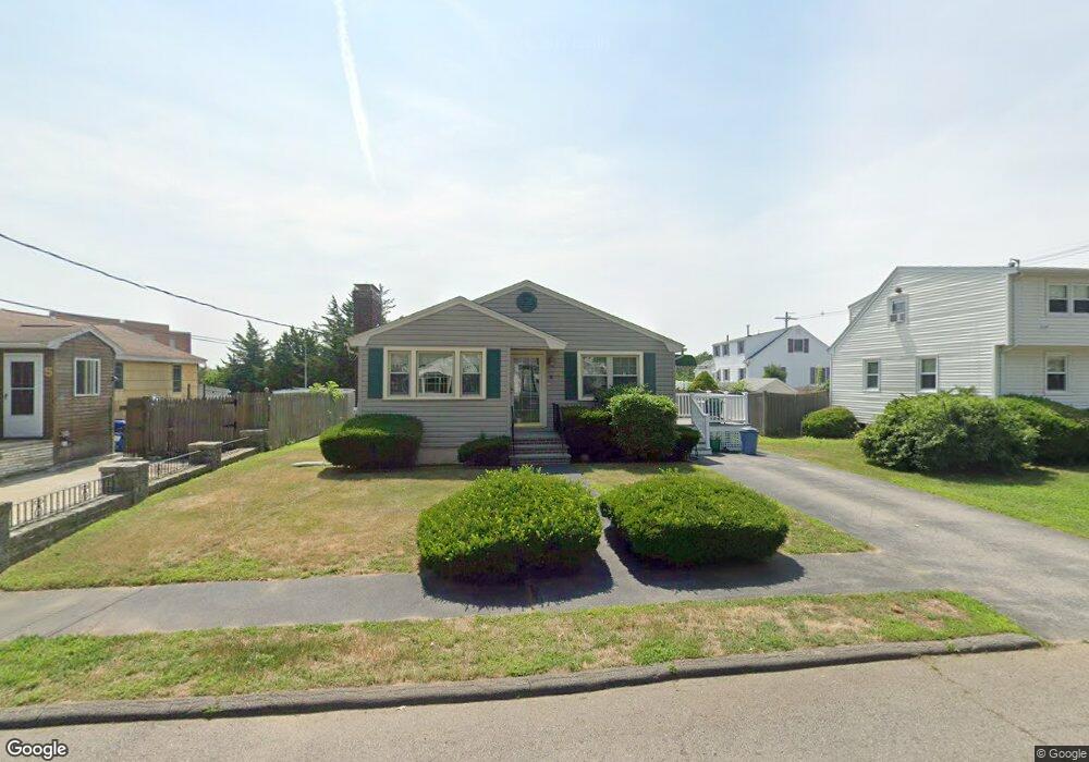 3 Bradley Ave, Peabody, MA 01960 - photo 1