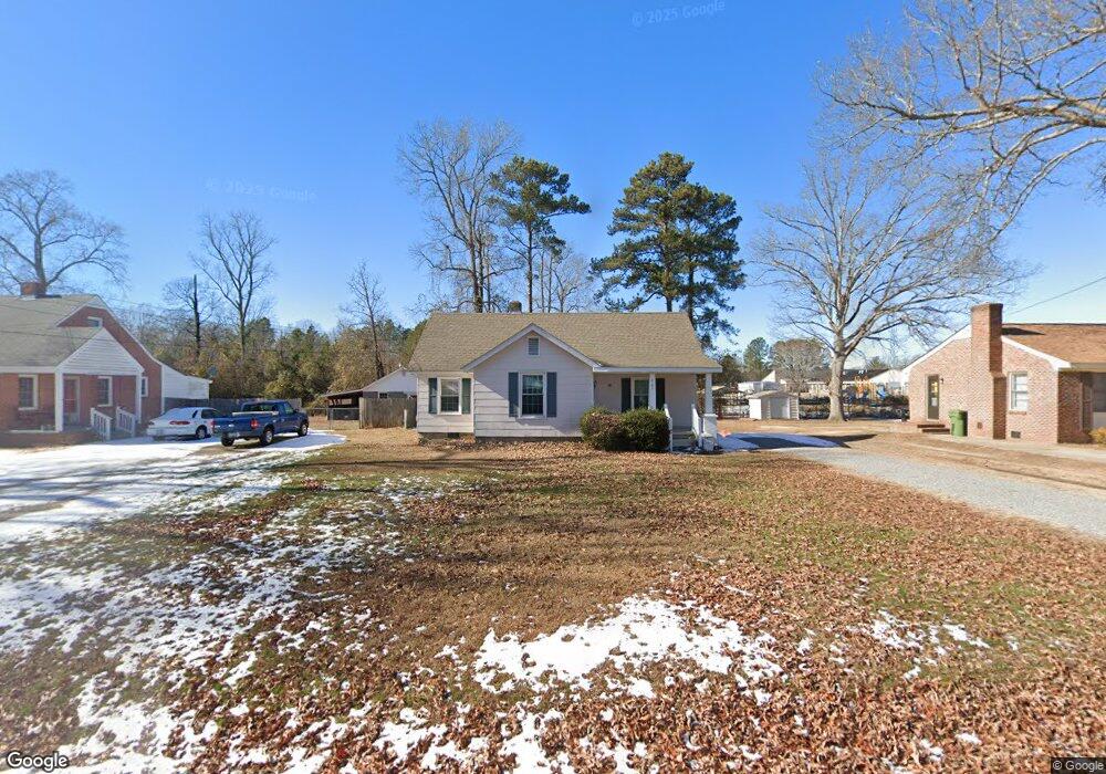 907 Ransome St, Roanoke Rapids, NC 27870 - photo 1