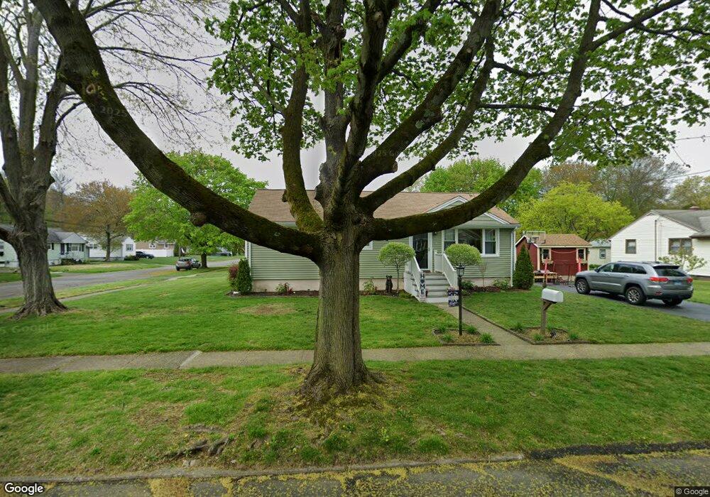 75 Leighton Dr, Stratford, CT 06614 - photo 1