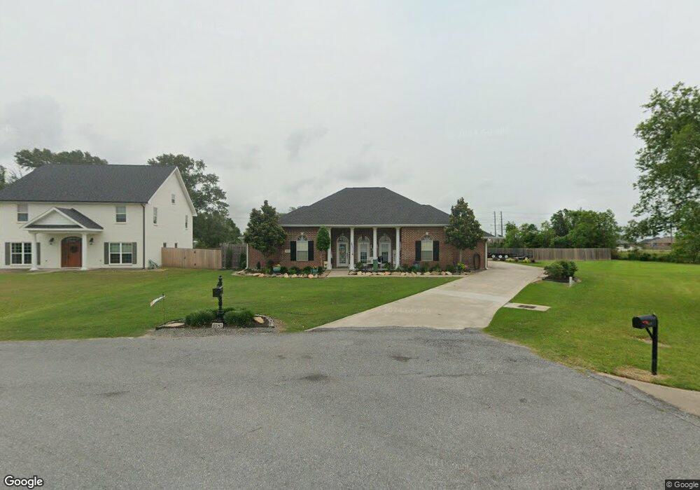 6181 Oak Leaf Ln, Lake Charles, LA 70605 - photo 1