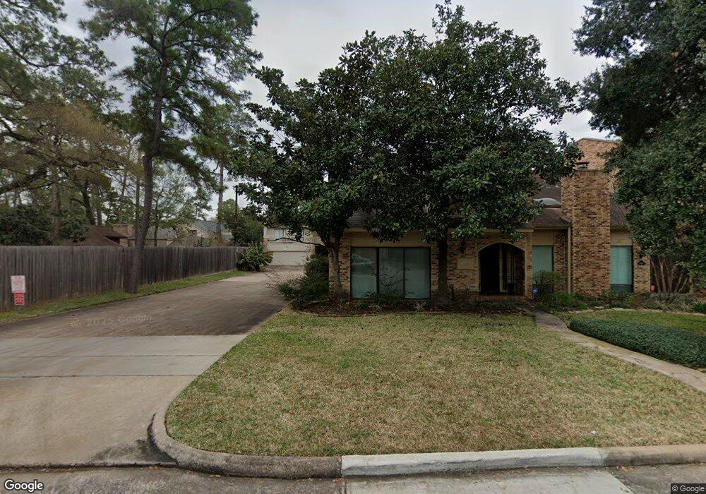 10119 Valley Forge Dr, Houston, TX 77042 - photo 1