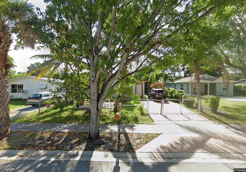 1436 NE 2nd Ct, Boca Raton, FL 33432 - photo 1