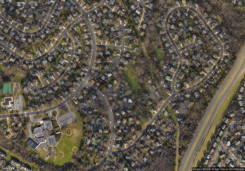 13211 Stone Heather Dr, Herndon, VA 20171 - photo 1