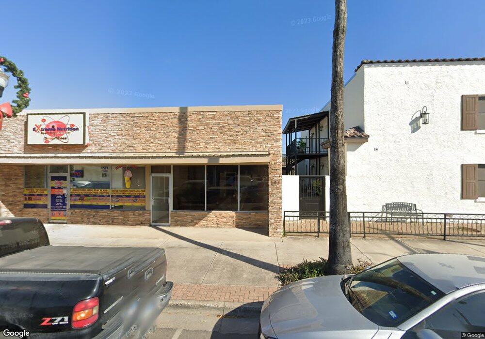 541 S Texas Blvd, Weslaco, TX 78596 - photo 1