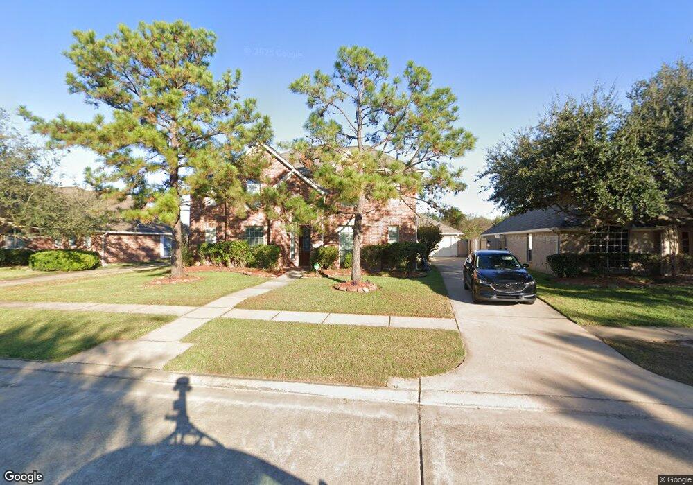 9102 Sunny Ridge Dr, Houston, TX 77095 - photo 1