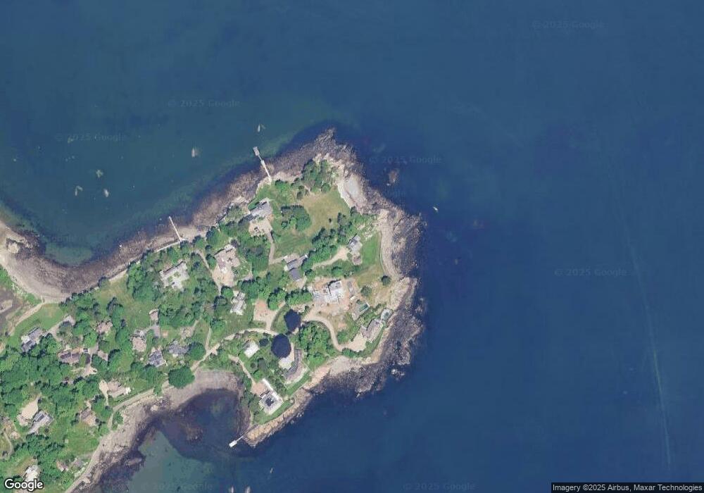 18R Crowninshield Rd, Marblehead, MA 01945 - photo 1