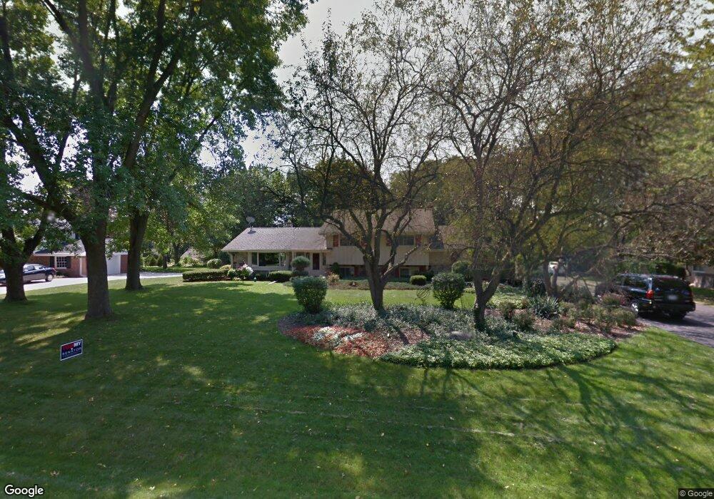 13265 Lee Ct, Elm Grove, WI 53122 - photo 1