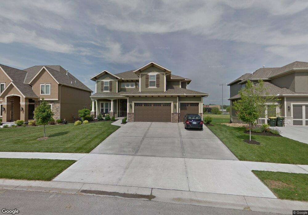 22442 W 61st St, Shawnee, KS 66226 - photo 1